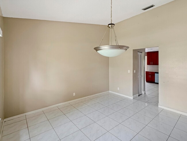 Building Photo - 7401 NW 48th Pl