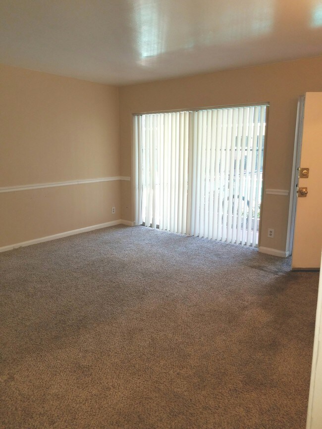 Foto del edificio - 1122 Crescent Ave NE