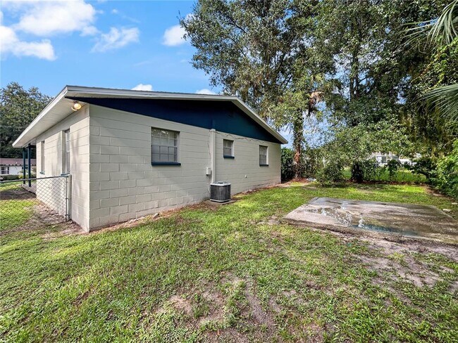 Building Photo - 532 MCEACHERN St