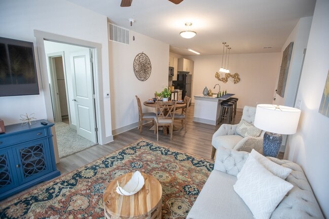 Building Photo - Berkmar Landing Apartments