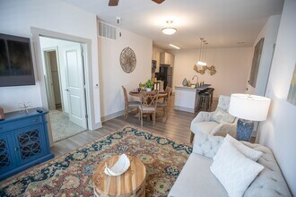 Building Photo - Berkmar Landing Apartments