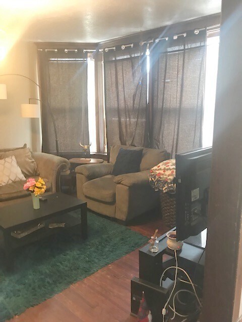 Foto del edificio - 1417 11th Ave