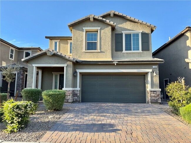 Foto del edificio - 130 Serpens Ave