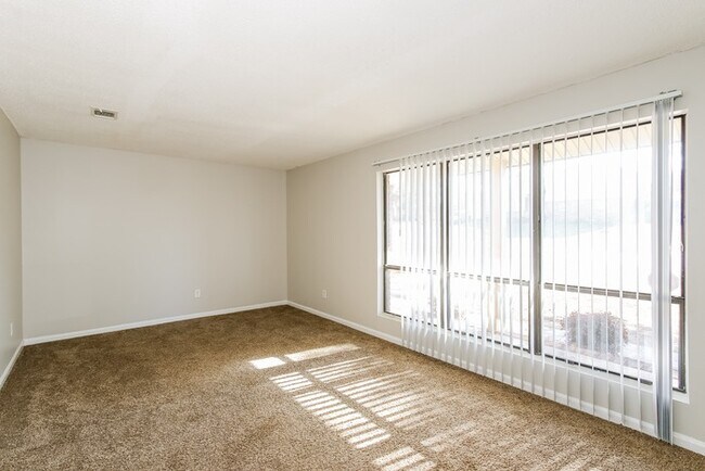 Building Photo - 2647 Carrington Drive