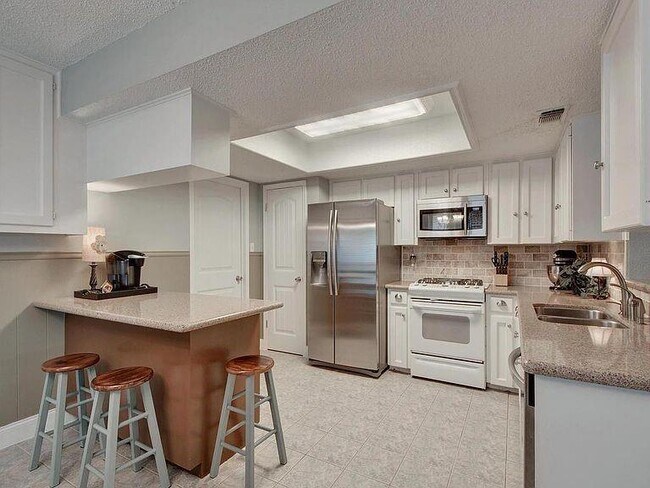 Foto del edificio - 12407 Split Rail Pkwy