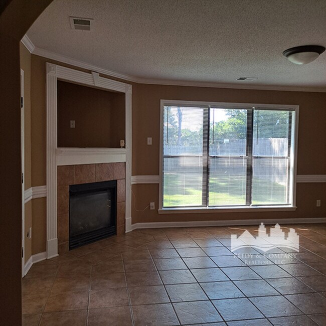 Building Photo - 7707 Romero Dr