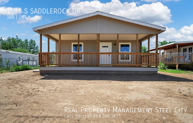 Building Photo - Charming 3 bed 2 bath Home