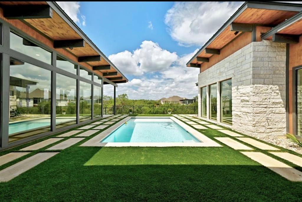 Foto principal - 607 Crosswater Ln