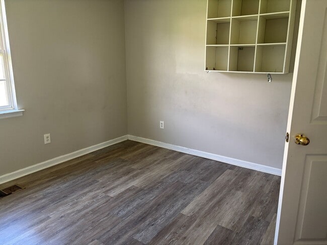 Building Photo - Duplex