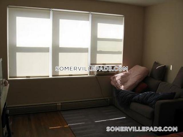 Foto del edificio - 402 Highland Ave