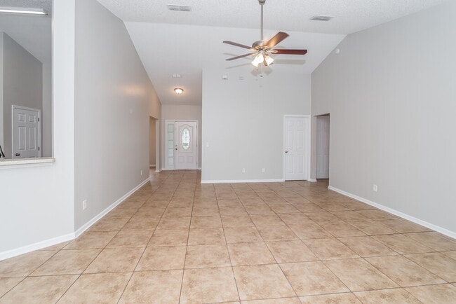 Building Photo - 14031 Ridgewick Dr