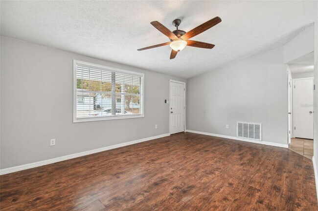 Foto del edificio - 6403 Butte Ave