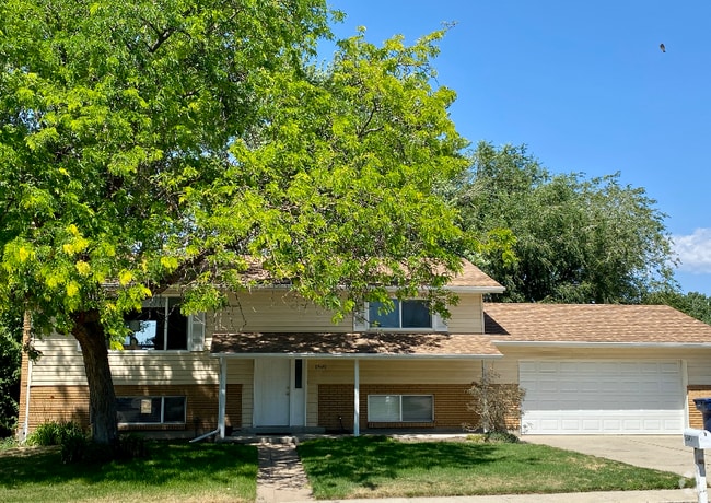 Building Photo - 11540 Sandy Creek Dr