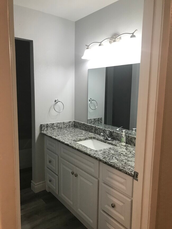 Foto del edificio - 2902 Stratford Ct