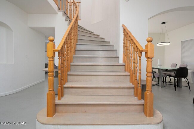 Foto del edificio - 6851 W Kern Dr