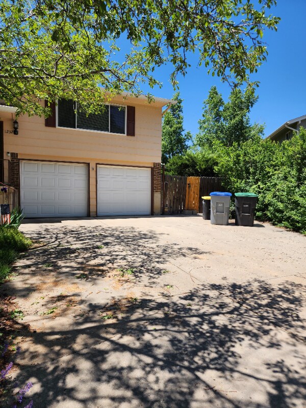 Building Photo - 1232 Brookfield Dr