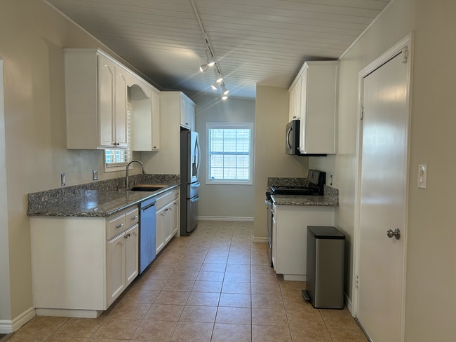 Photo - 15327 Pimenta Ave House