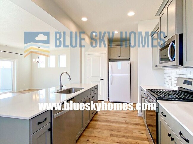 Building Photo - 173 W Norwich St