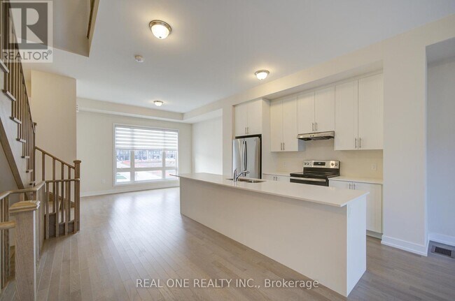 Building Photo - 3073 Welsman Gdns