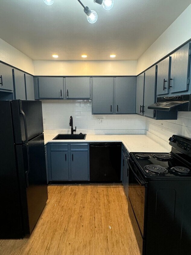Foto principal - Newly Renovated First Floor One Bedroom Un...