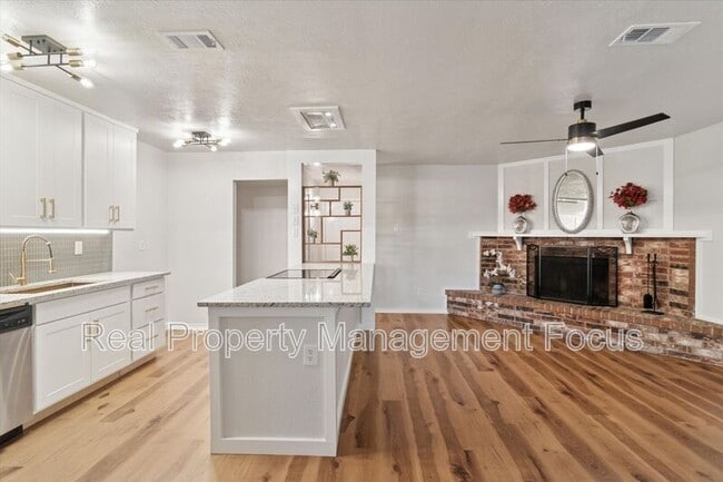 Foto del edificio - 511 Cumberland Dr