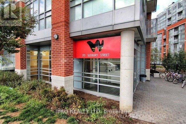 Building Photo - 170-170 Sudbury St