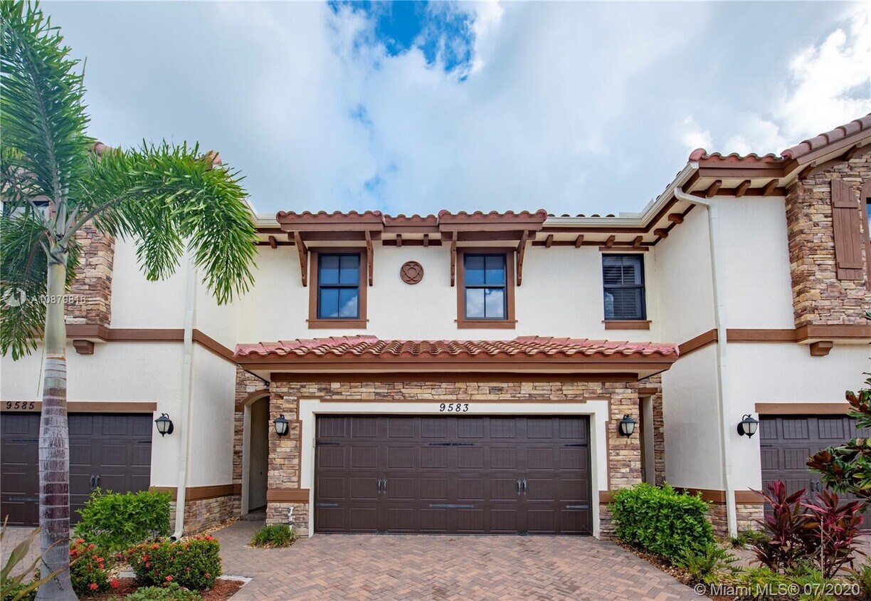 9583 Town Parc Cir N, Parkland, FL 33076 Townhome Rentals in Parkland