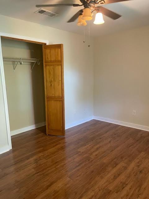 Foto del edificio - 2925 Camellia Drive