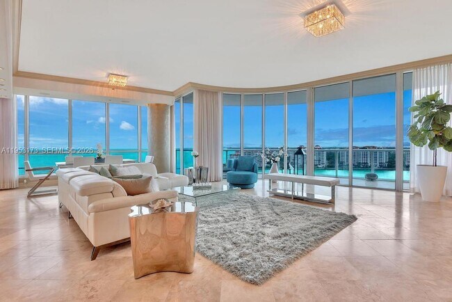 Foto del edificio - 100 South Pointe Dr