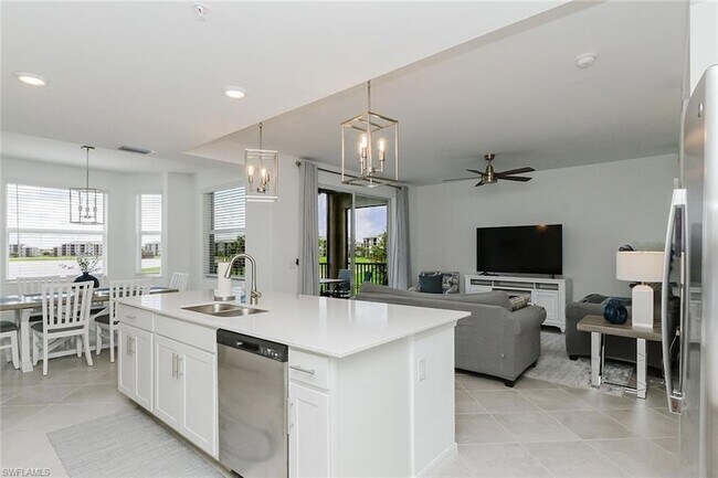 Foto del edificio - 5749 Double Eagle Cir