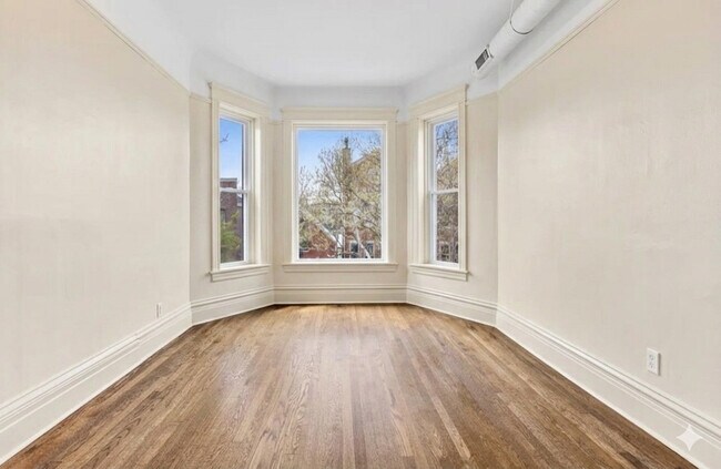 Foto del edificio - 3751 N Clifton Ave