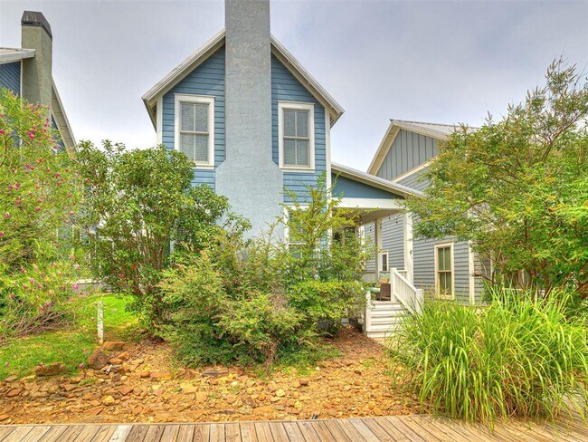 Building Photo - 39 Boardwalk
