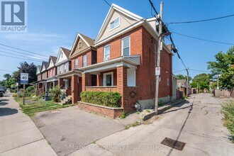 Building Photo - 151 Lottridge St