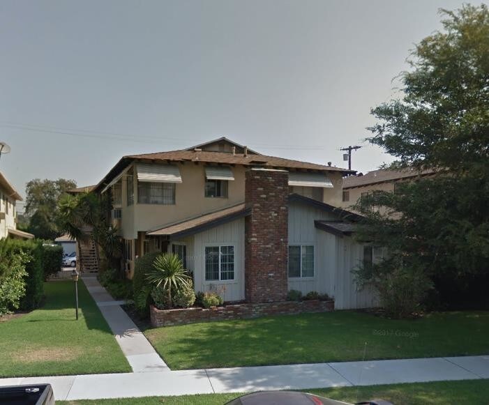 Primary Photo - 14207 Moorpark St