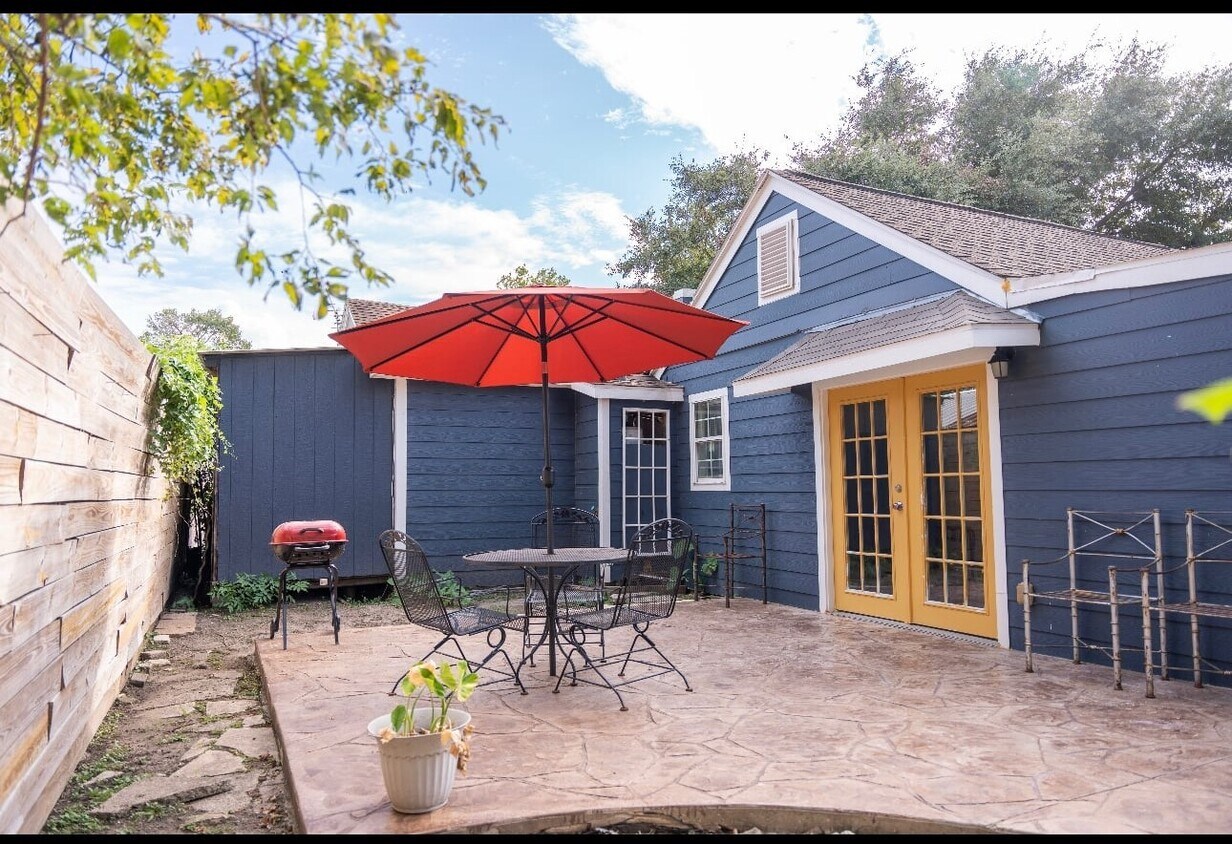 Foto principal - 2951 Iola St