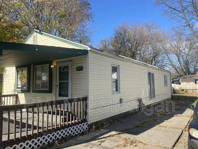 Building Photo - 3111 Colorado Ave