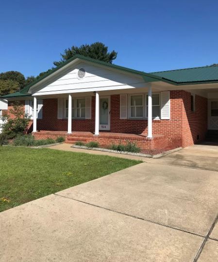 Primary Photo - 924 Sunbury Dr