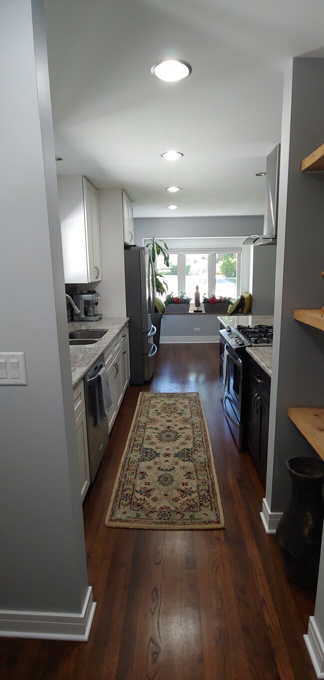 Kitchen - 4934 Woodward Ave House