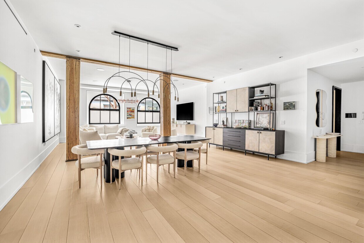 Foto principal - 443 Greenwich St