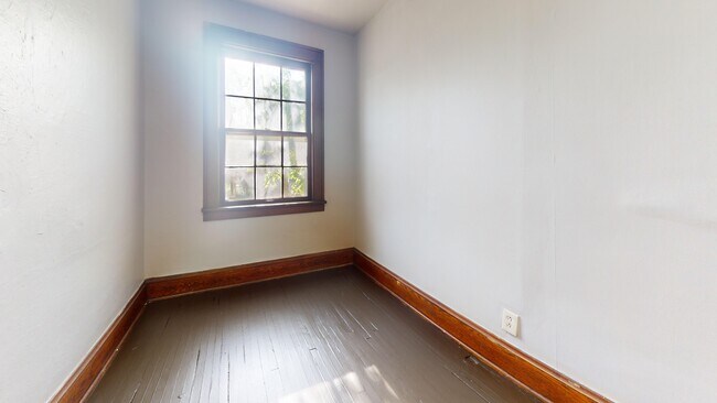 Foto del edificio - 258 S Portage Path