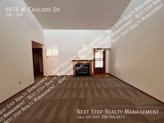 Foto del edificio - 2 Bed 2 Bath - NO SECURITY DEPOSIT REQUIRE...