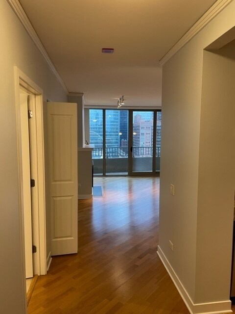 Foto del edificio - 200 N Jefferson St