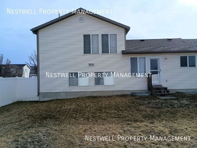 Foto del edificio - 5674 Prospero Ln