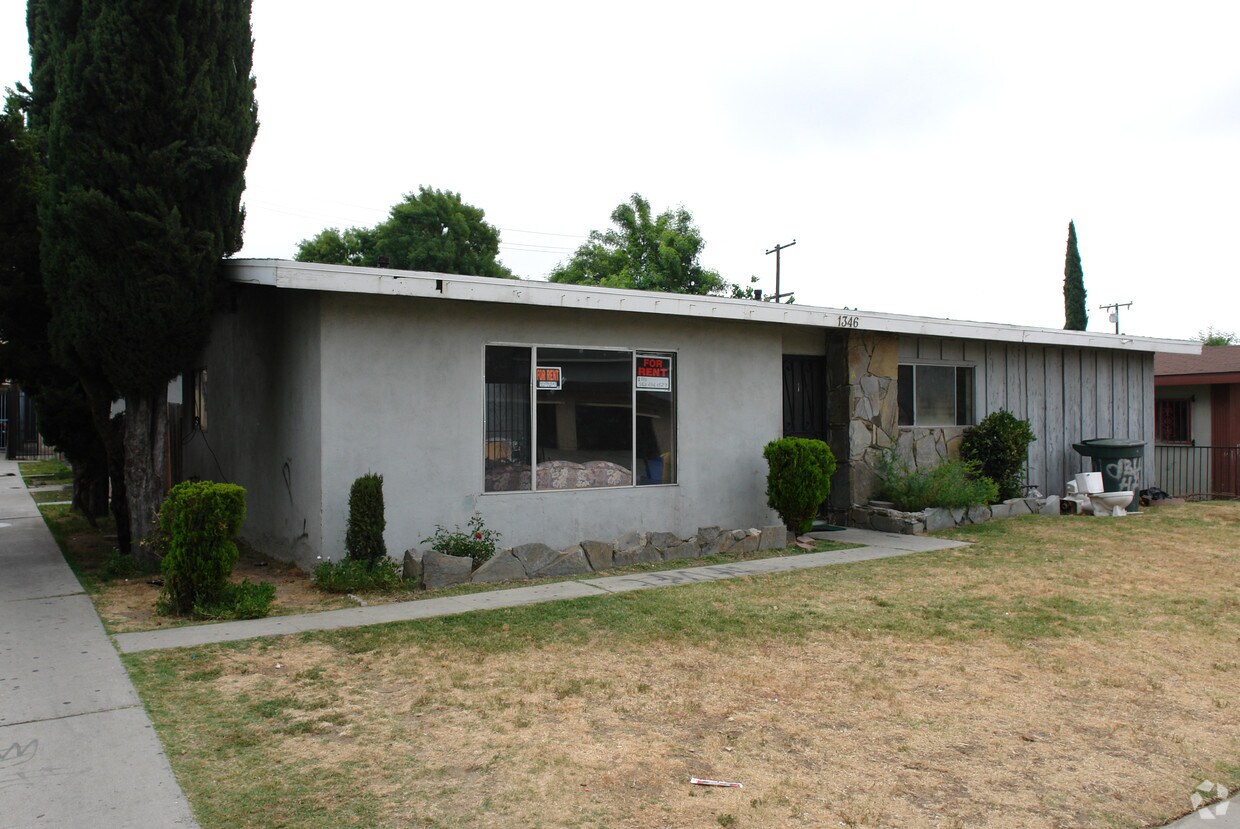 Foto del edificio - 1346 N Parkside Dr