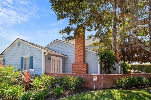 Building Photo - 369 Belvedere St
