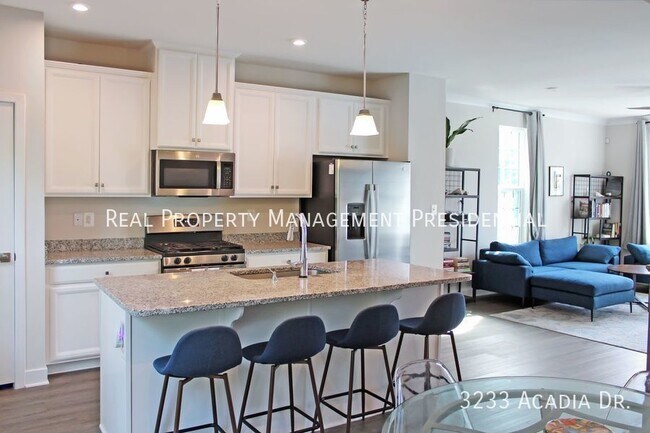 Foto del edificio - 3233 Acadia Dr