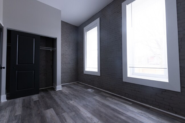 Foto del edificio - 3938 Iowa Ave