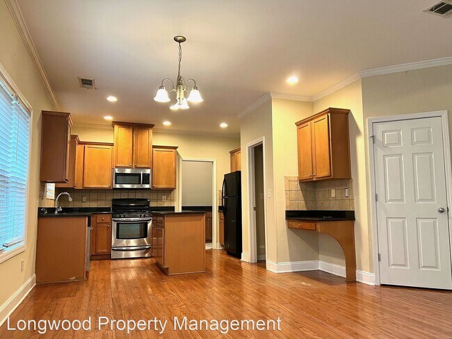 Foto del edificio - 4 br, 2.5 bath House - 983 Yancey Ct