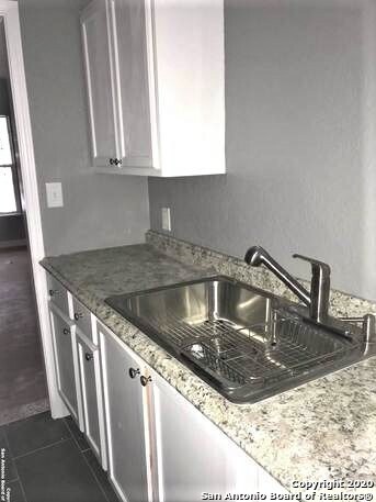 Foto del edificio - 1114 Fenfield Ave