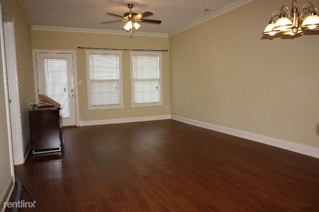 Building Photo - 11313 Frenchrone Dr